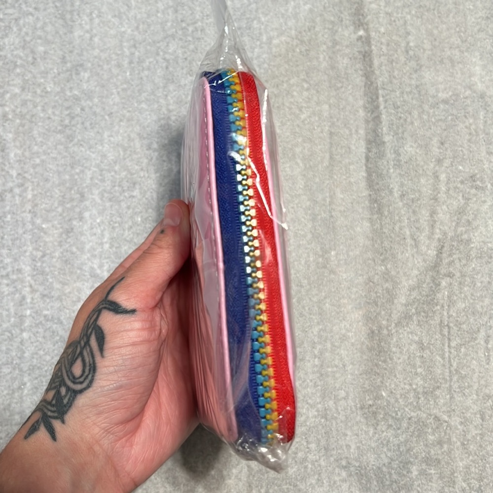 NWT BT21 RJ Wallet! - Picture 2 of 5